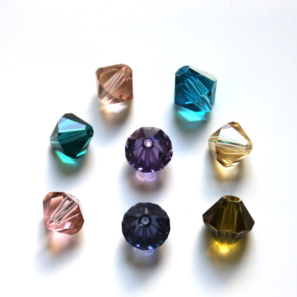 Wholesale 500pcs Crystal Glass Rhombus Beads Fashion