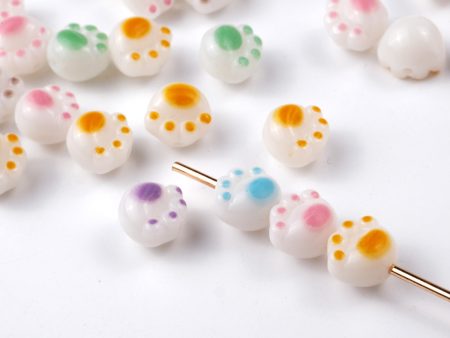 Wholesale 100PCS PACK Cartoon Cute Three-dimensional Cat Claw Straight Hole Acrylic String Beads For Discount