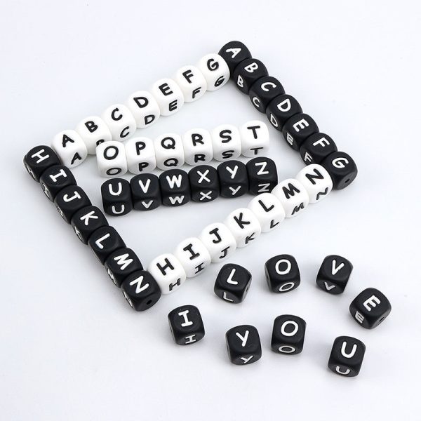 Wholesale 100PCS English Alphabet Black and White Silicone Beads For Discount