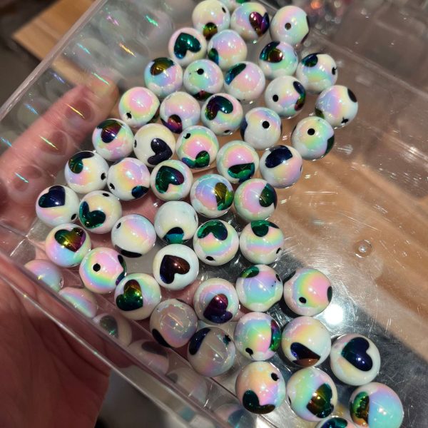 Wholesale 10pcs pack 16mm color-plated uv printing love heart straight hole round Beads Hot on Sale