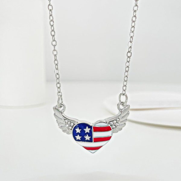 Wholesale American Independence Day Flag Pendant Pentagram Heart Alloy Necklaces Hot on Sale